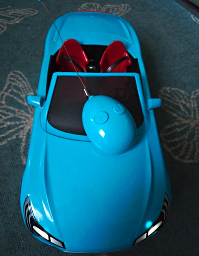 Bratz remote control car - ,